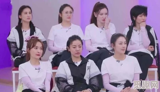 姐姐说家里没人我们可以在一起吗?惊现神秘信件,揭开她内心深藏的秘密! 姐姐说家里没人我们可以在一起吗?惊现神秘信件,揭开她内心深藏的秘密!