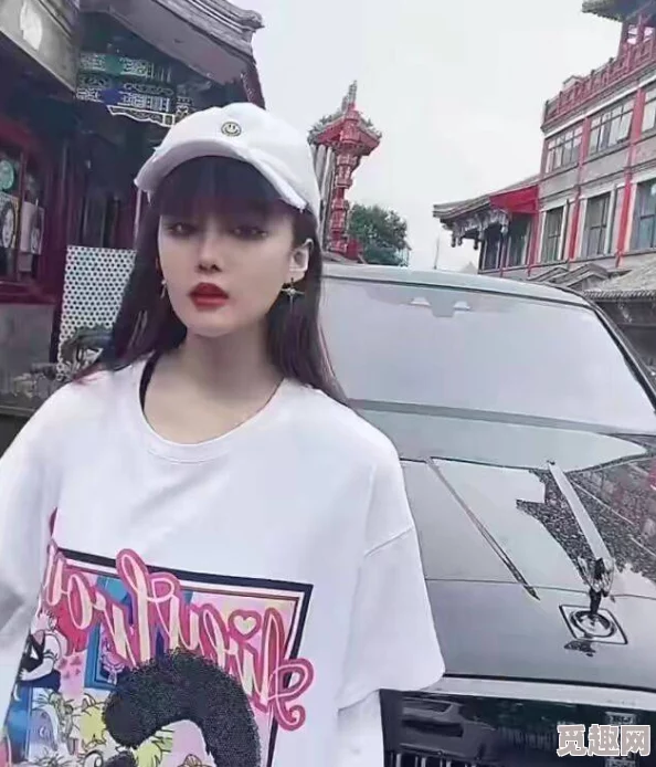 美女被爆插，网友热议事件背后的真相与影响，众多评论引发广泛讨论和关注