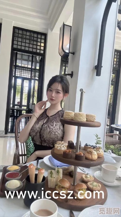 极品嫩模私拍后被潜在线观看，网友纷纷表示对隐私权的关注，认为应加强对个人信息的保护