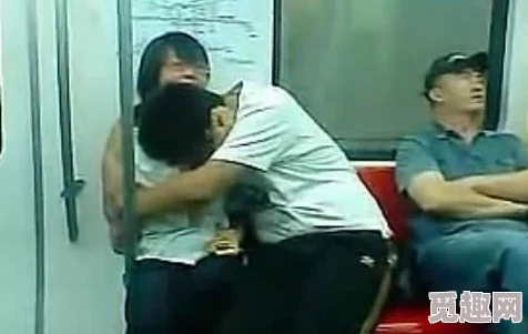 被男人吃奶添下面好舒服视频，网友们对此表示不同看法，有人认为这是个人选择的表现，也有人觉得不应过于公开